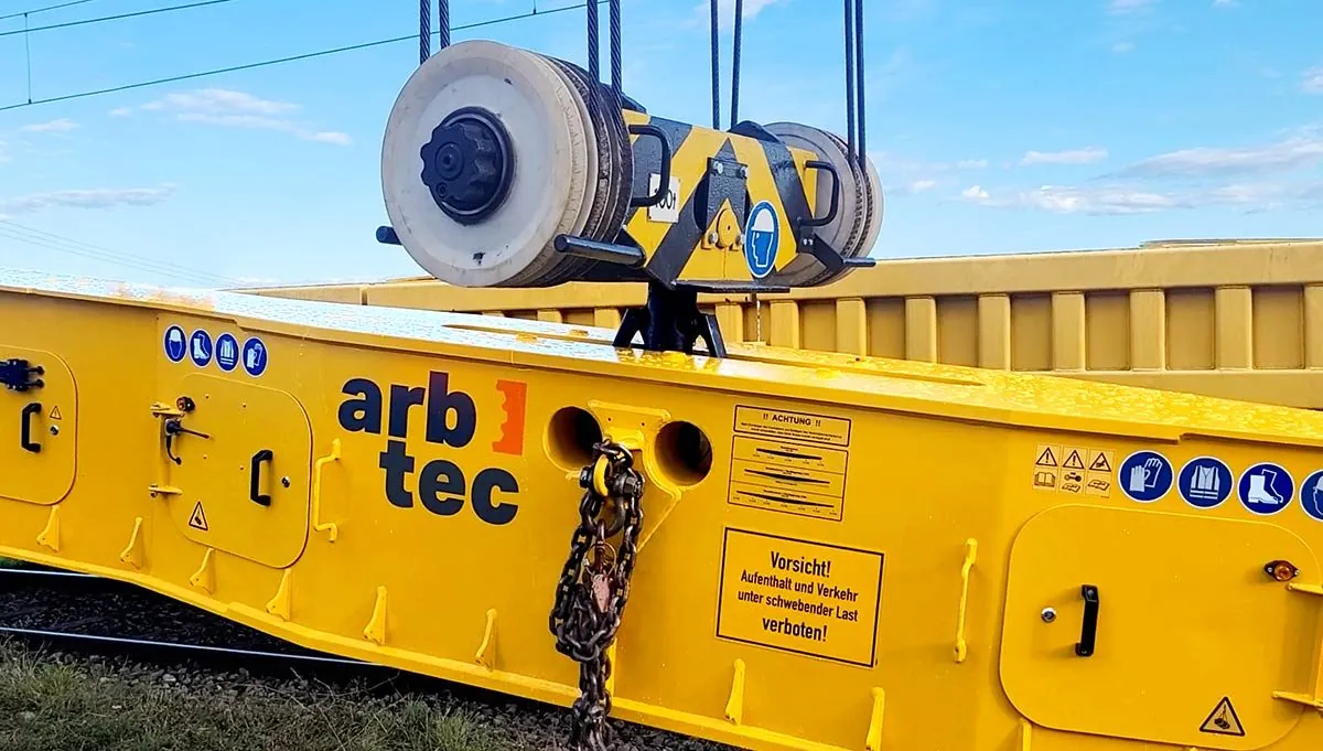 e-Shift-Traverse mit arb-tec Beschriftung