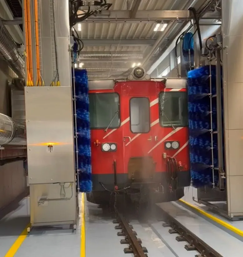 Zug-Reinigungsanlage
